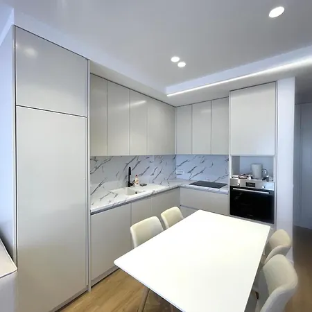 White Rooftop Living شقة *